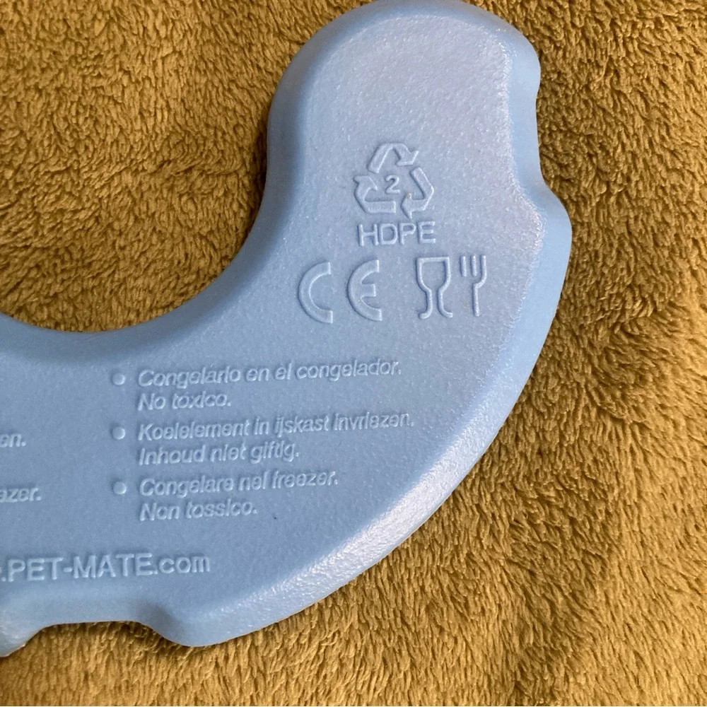 NWOT Set of 3 Pet Mate Ice Packs